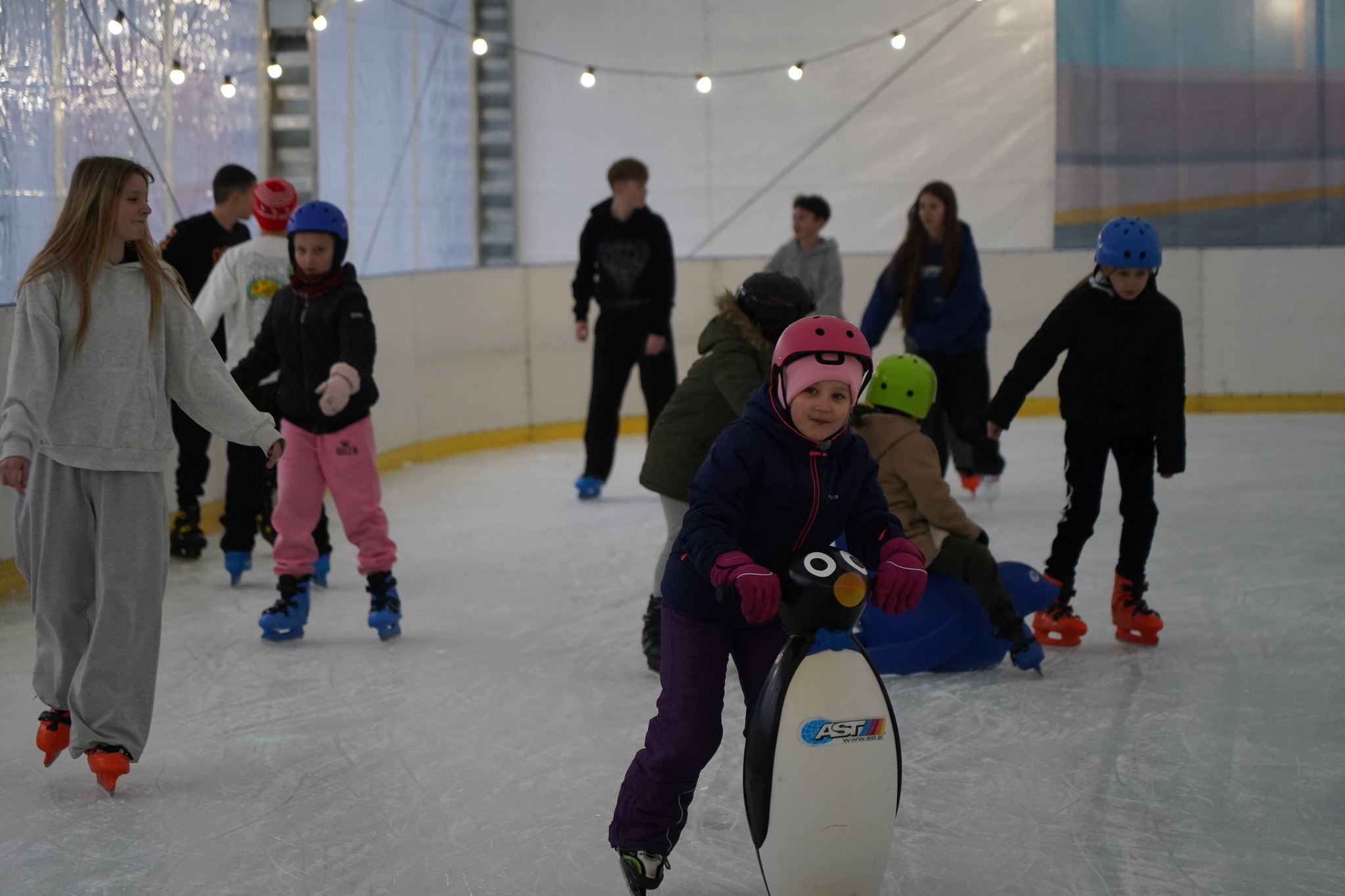 ❄️Lodowisko w Krościenku nad Dunajcem – promocja dla dzieci i młodzieży! ⛸️